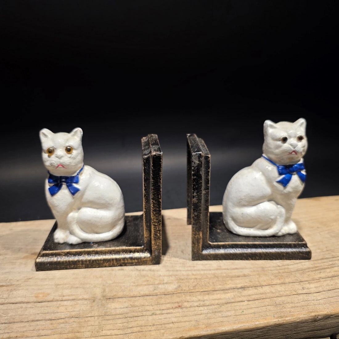 Pair of Cast Iron White Cat Bookends - 3
