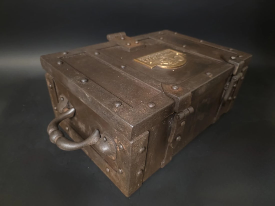 15" Wrought Iron Winchester Ammunition Chest Strongbox - 6
