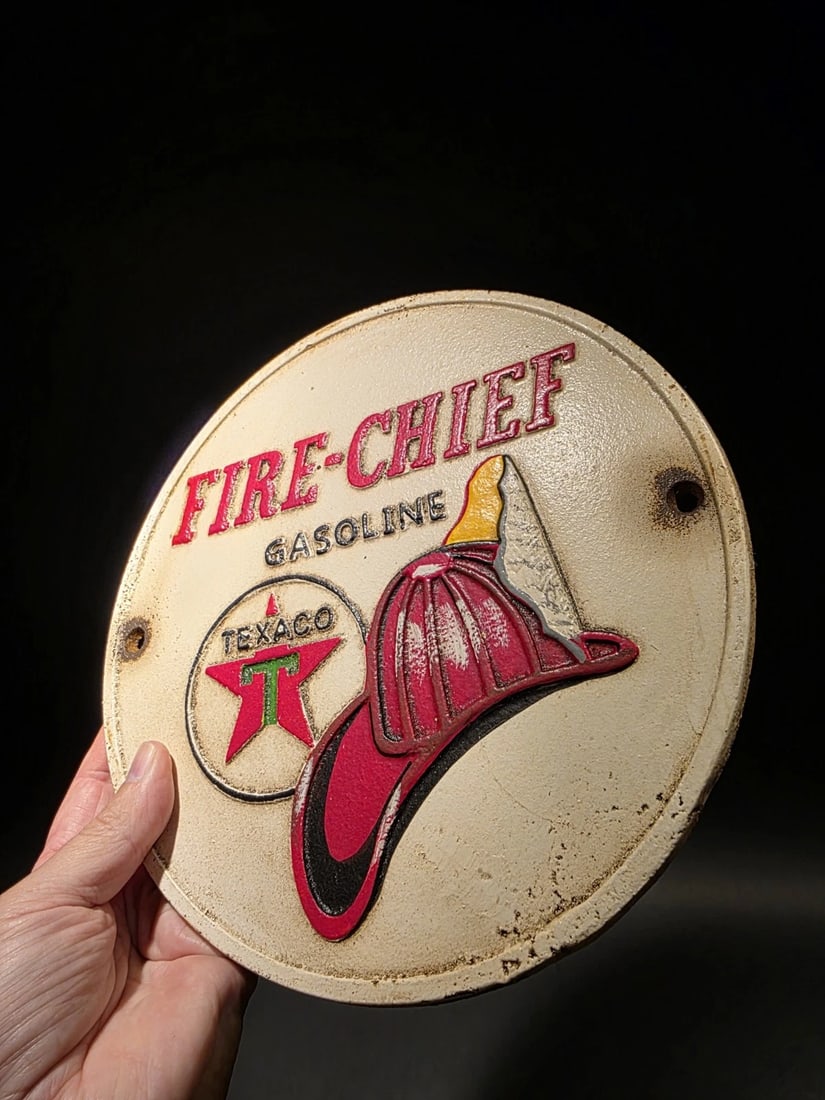 Cast Iron Round Texaco Fire Chief Gas Oil Sign Plaque - 3