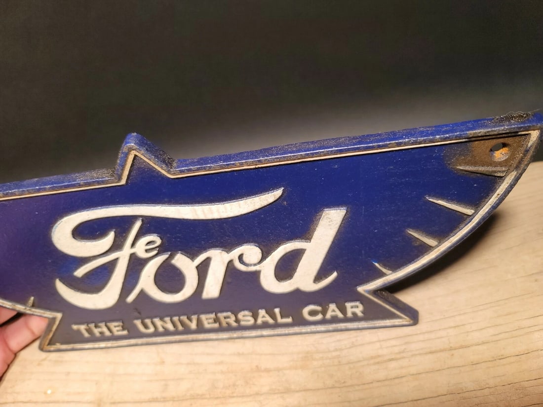 Cast Iron Ford Car Sign Plaque - 10