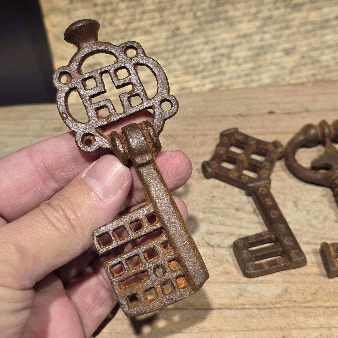 Large Iron Skeleton Key Collection Set of 5 - 5