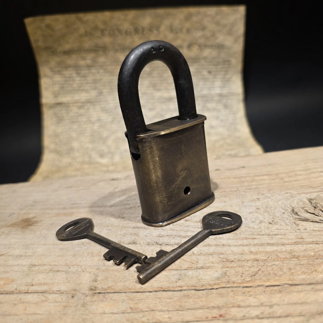 4" Antique Style Brass & Iron Texaco Padlock with Keys Oil Company Lock - 11