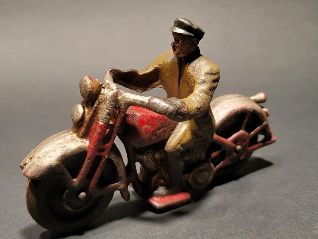 Cast Iron Toy Motorcycle 1 Patrol Rider - 3