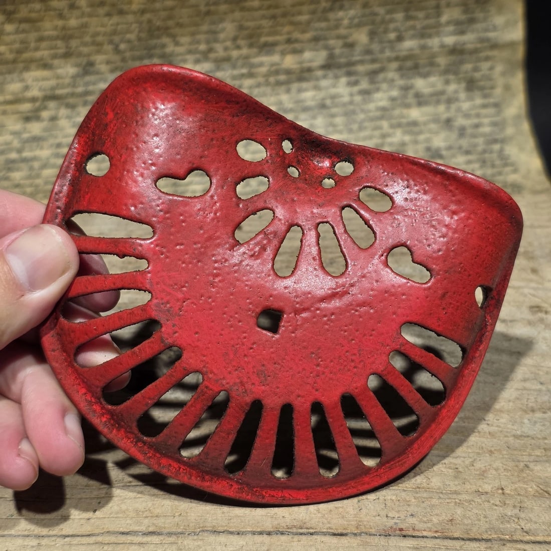 5" Mini Farmall Cast Iron Tractor Seat - Red IH Salesman Sample Paperweight - 7