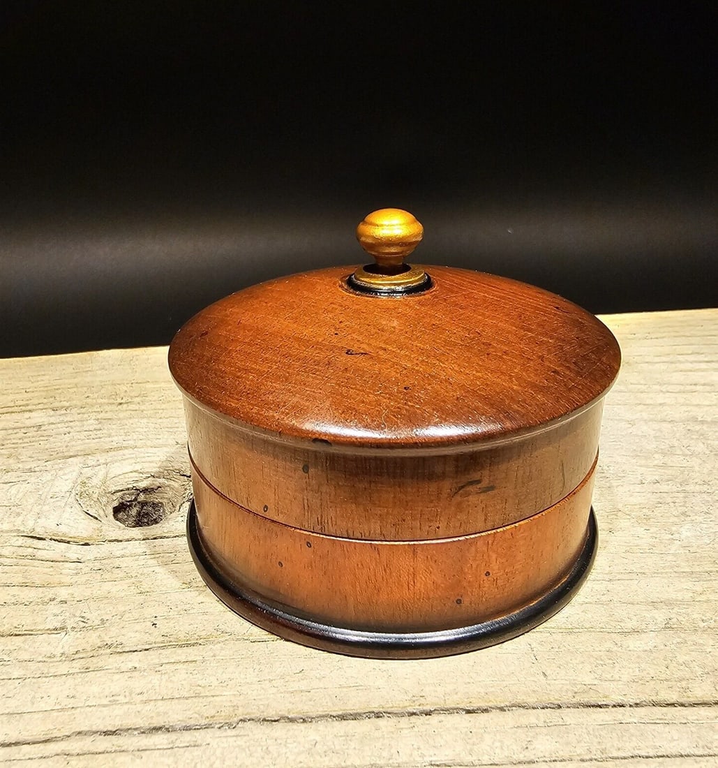 Turned Mahagony Wood Compass with Lid - 5