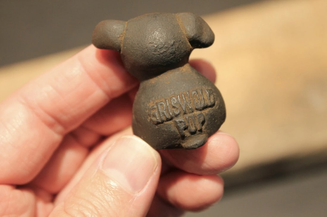 Miniature Cast Iron "Griswold Pup" Dog - 2