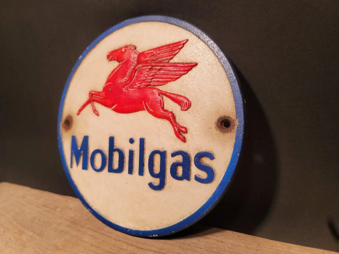 Cast Iron Round Mobile Gas Oil Sign Plaque - 11