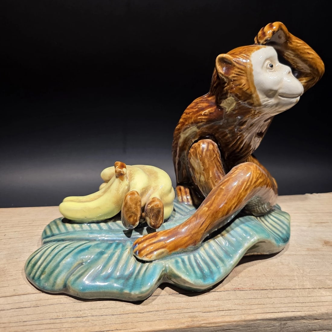 8" Majolica Style Monkey with Bananas Figurine - Wilson Ceramic Statue - 9