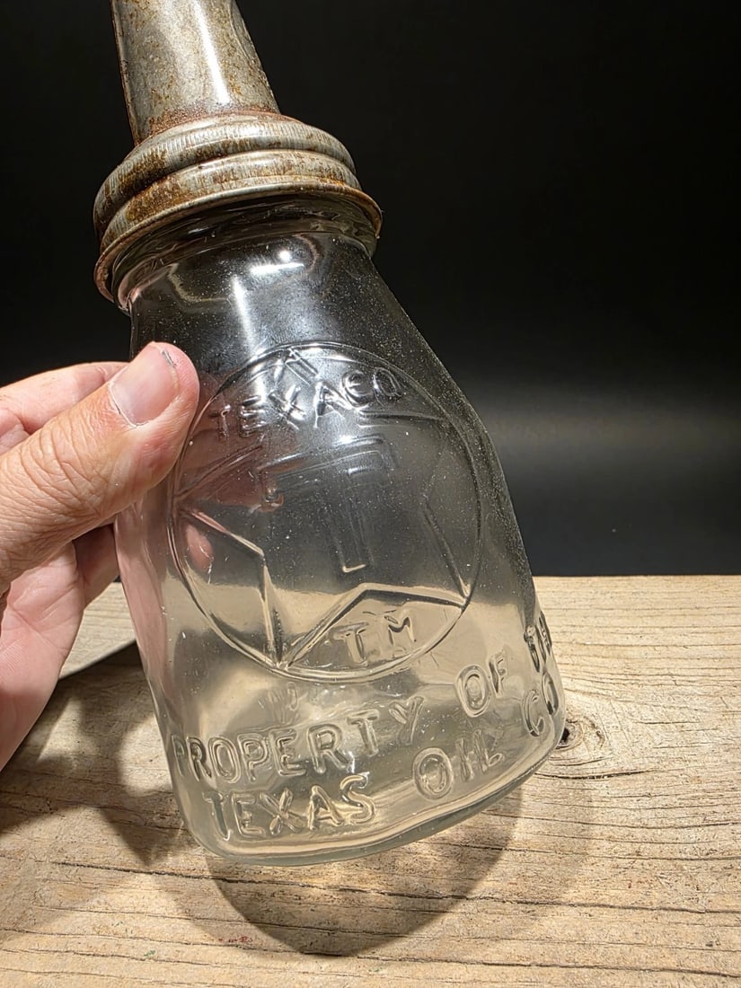11" Service Station Glass Texaco Oil Bottle w Spout - 3