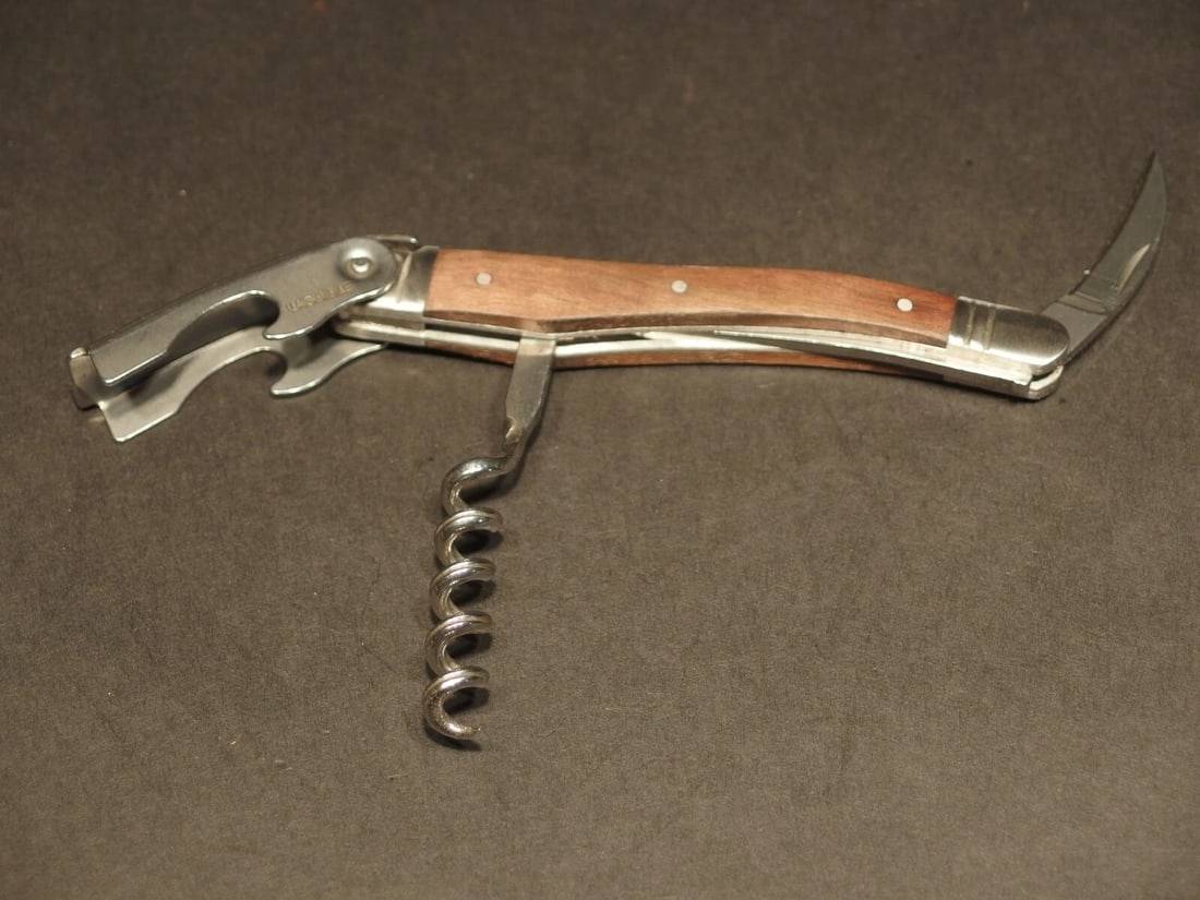 Laguiole Corkscrew with Walnut Wood Handles - 10
