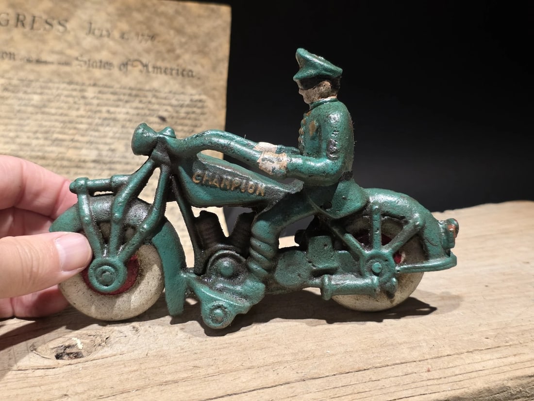 7" Vintage Cast Iron Police Motorcycle Toy Champion Patrol Officer Antique Style - 8