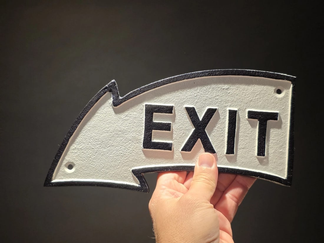 9 1/2" Cast Iron Arrow Exit Plaque Sign - 6