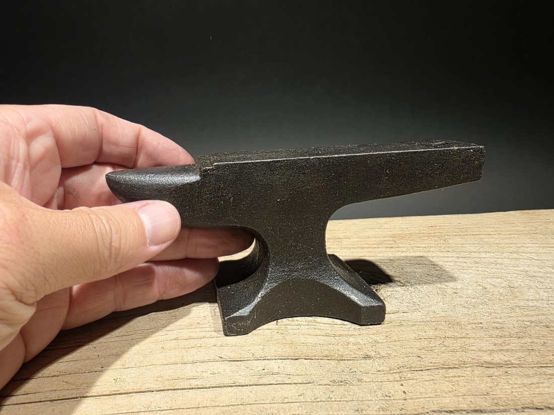 Vintage Cast Iron "Remington" Miniature Anvil - 5