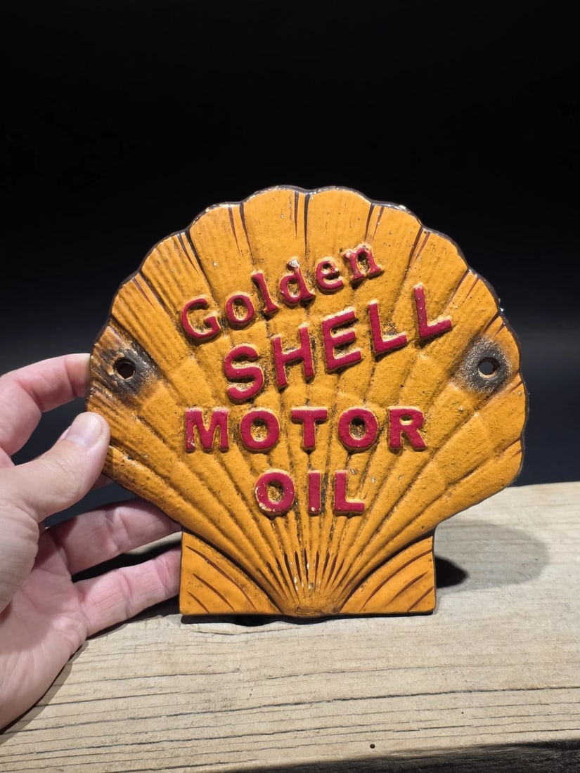 7" Cast Iron Golden Shell Oil Sign Plaque - 8