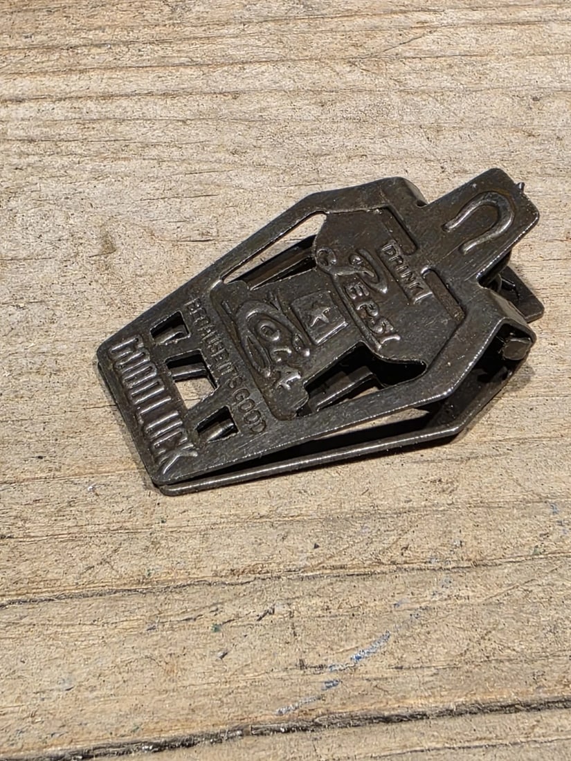 Metal Pepsi Cola Good Luck Paper or Money Clip - 7