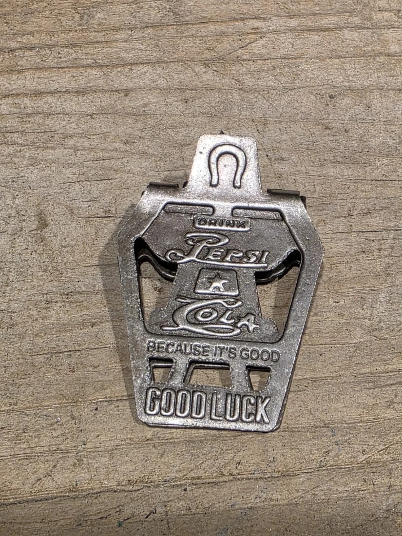 Metal Pepsi Cola Good Luck Paper or Money Clip - 8