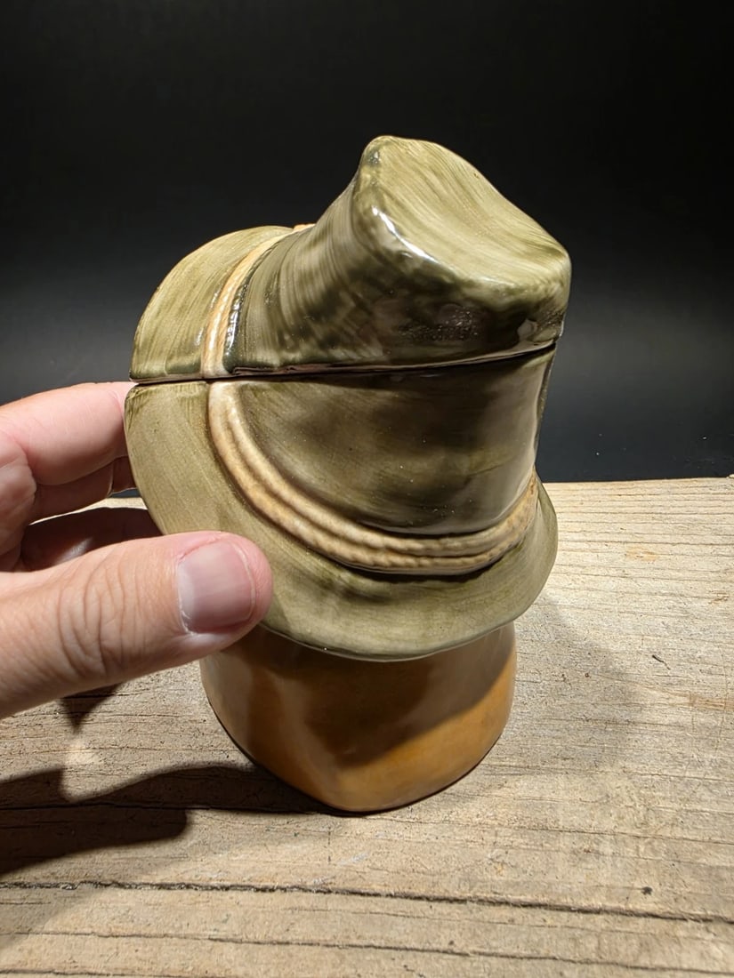 Majolica Ceramic Humidor Figural Tobacco Jar - 5