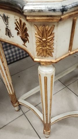 Magnificent Rare Vintage Neoclassical Italian Louis 16th Style Gilded Console. 61"x 22"x 32"h - 9