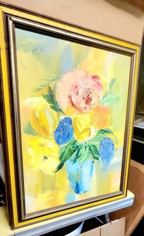 Vibrant Original Mid-Century Impasto-Style Floral Still Life Oil Painting. Signed. Circa '74. - 3