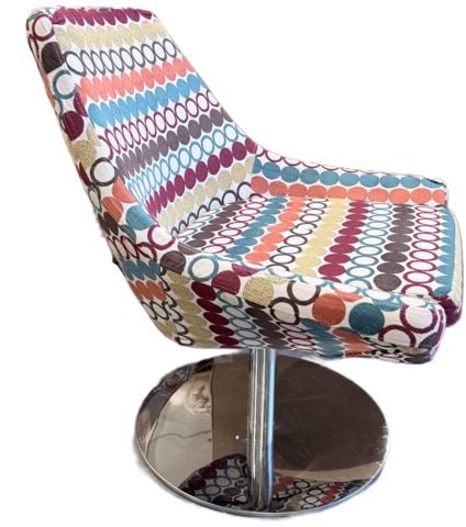 1 Chair/ 2 Personalities. MCM swivel accent side chair w/ heavy chrome base & vibrant 70s fabric. - 5