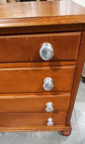 Antique 4-Drawer Tiger Maple Dresser. Watermarks, Scuffs & Scratches on Top Visible at some Angles. - 4