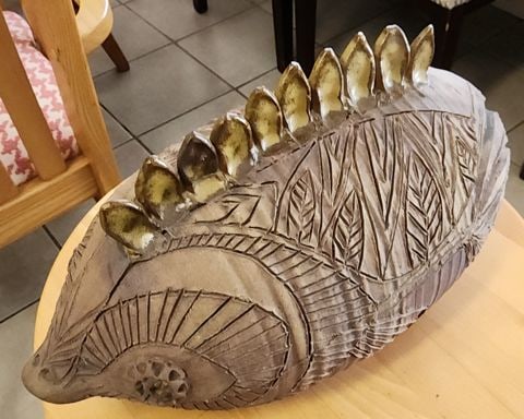 Rare Vintage Primitive Hamilton Farmhouse Earthenware Folk Art Puffer Fish Baking Dish. Signed '71. - 5