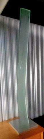 Luebtow Striking 40" Monumental Glass Single-Column Linear Sculpture, 80s. A collector-level piece. - 2