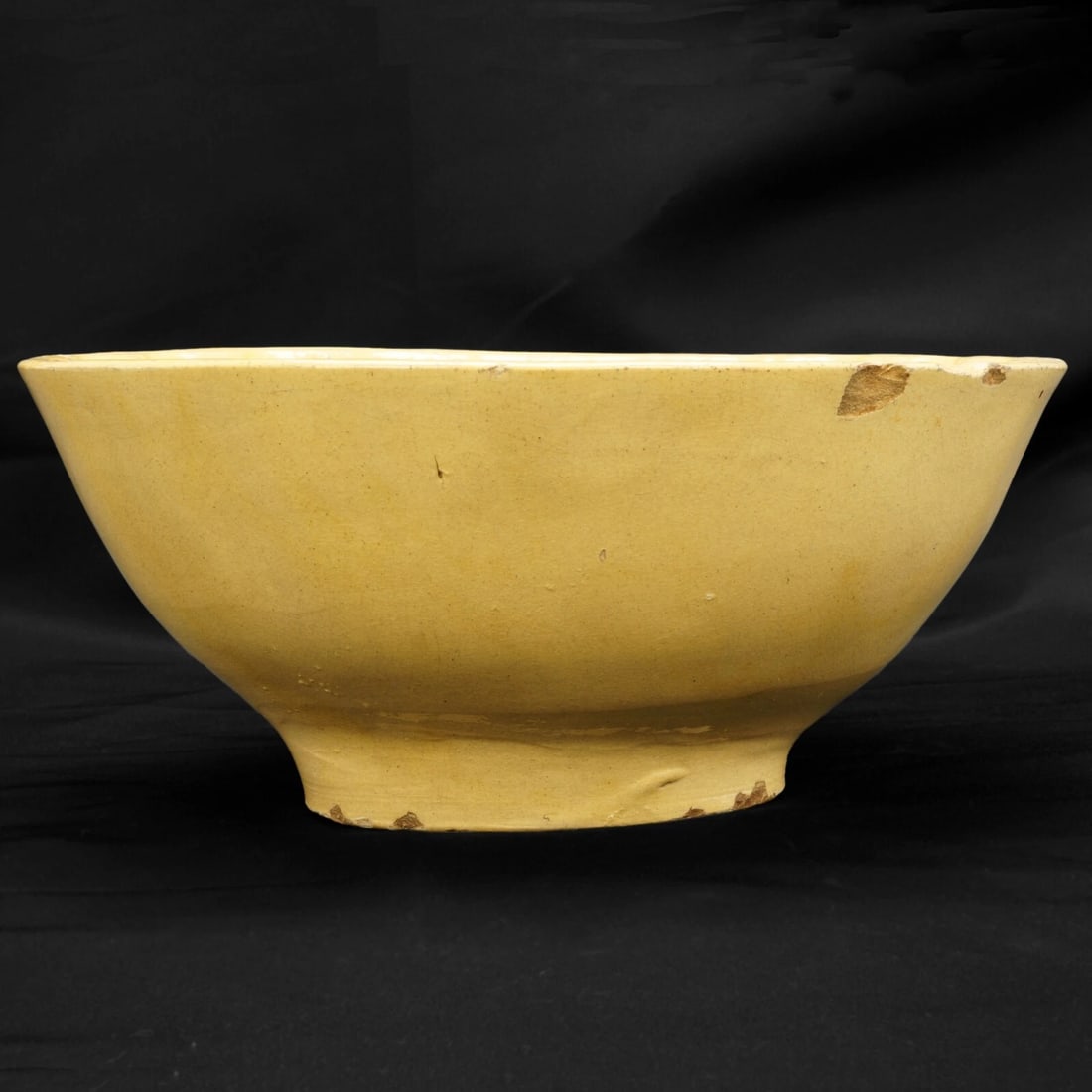 Large Victorian Yellowware Corn Food Mold - 4