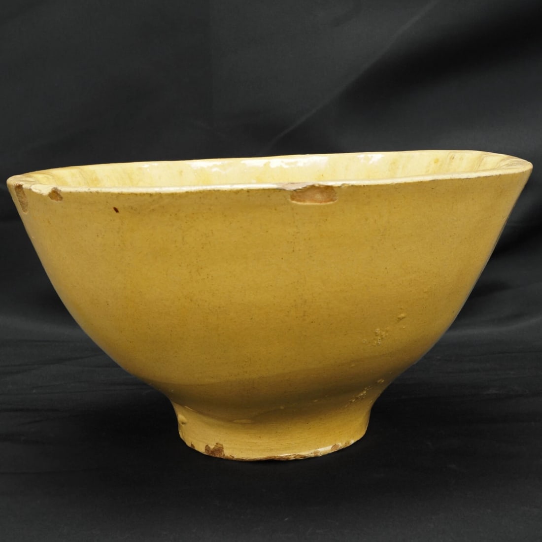 Large Victorian Yellowware Corn Food Mold - 5