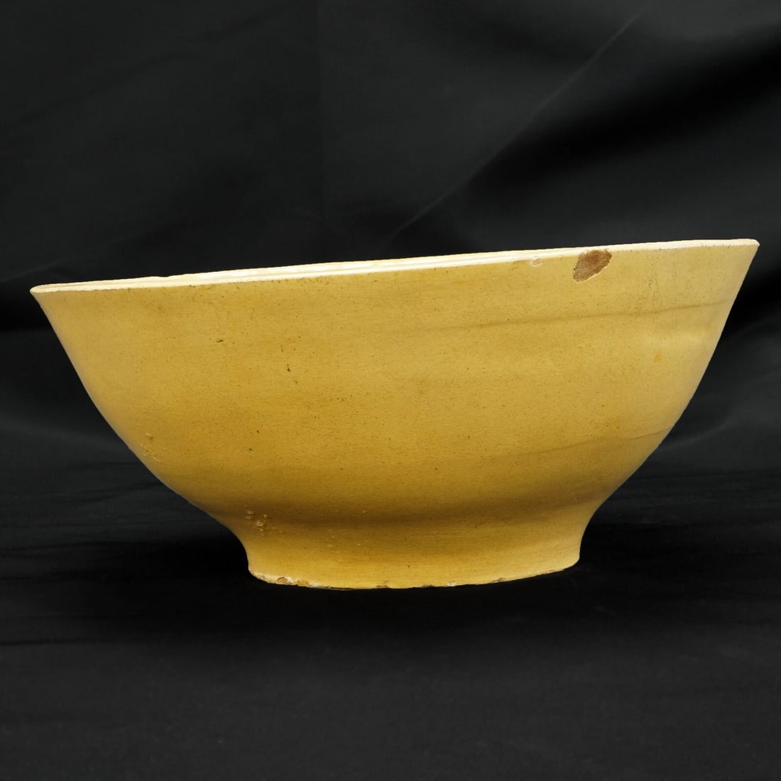 Large Victorian Yellowware Corn Food Mold - 6