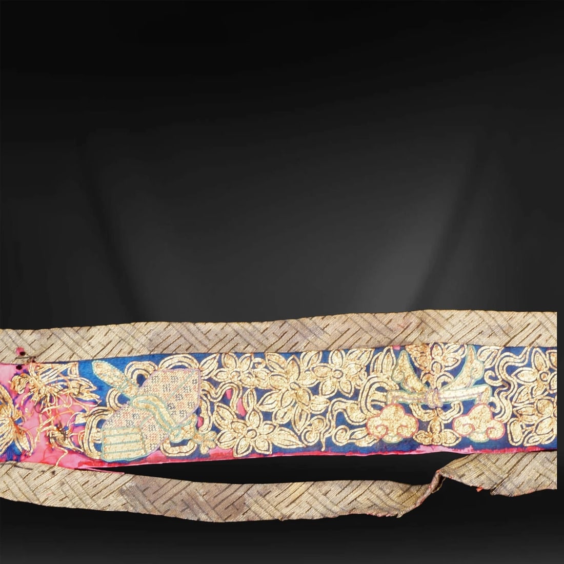 Chinese Silk Door Hanging 19th Century - 3