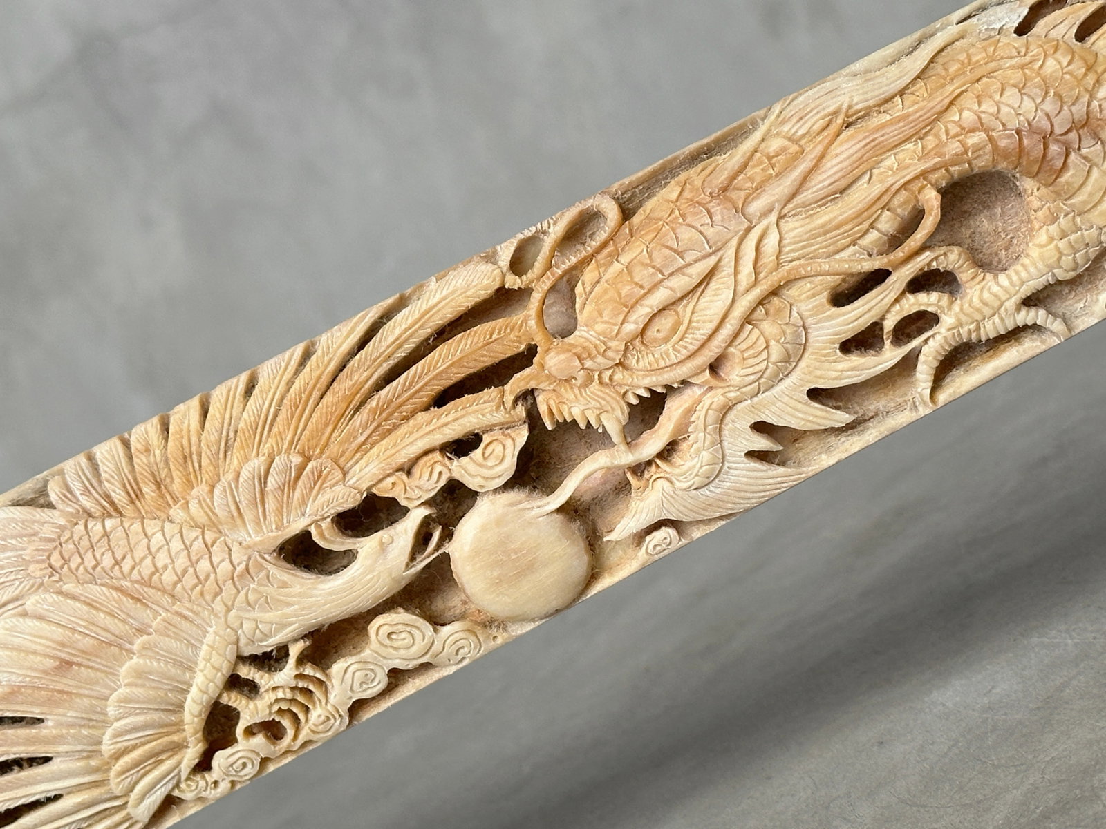 Beautiful engraved swordfish rostrum - Dragon Phoenix motif - 3