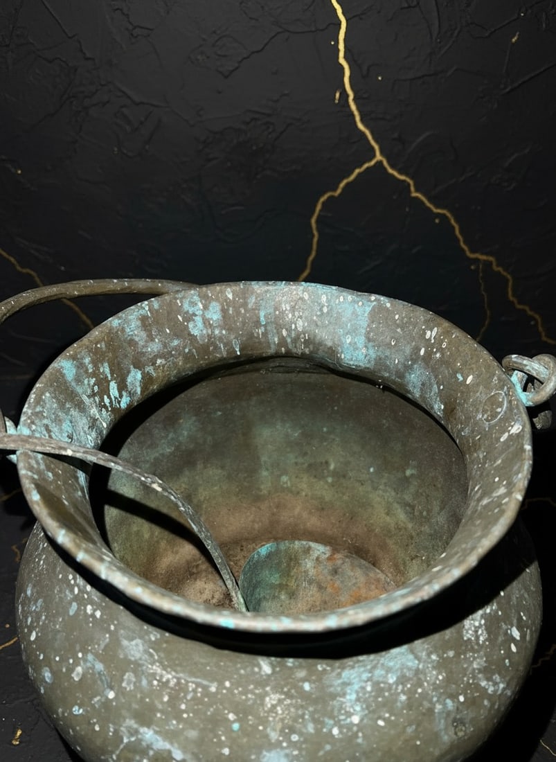 Vintage Handled Copper Fireplace Cauldron Kettle with Serving Dipper - 3