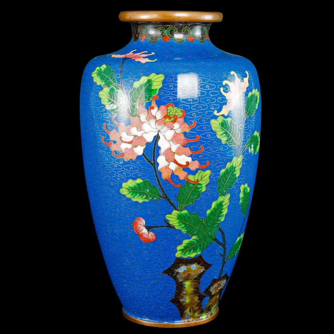 Chinese Blue Cloisonné Floral Vase c 1930s: Title:Chinese Blue Cloisonné Floral Vase c 1930s Size:5 in (12.7 cm) diameter x 8 ½ in (21.6 cm) tall. Description:A nicely-sized and colorful Chinese cloisonné Vase with a classic urn shape.