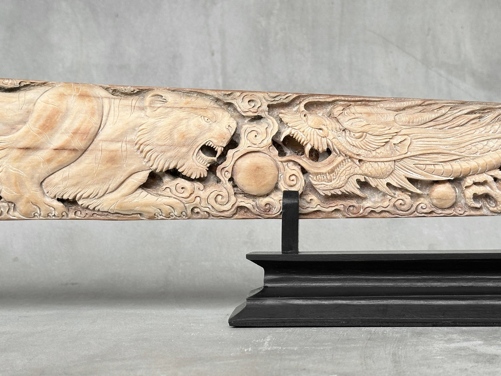 A large carved swordfish rostrum - Tiger dragon carving - 6