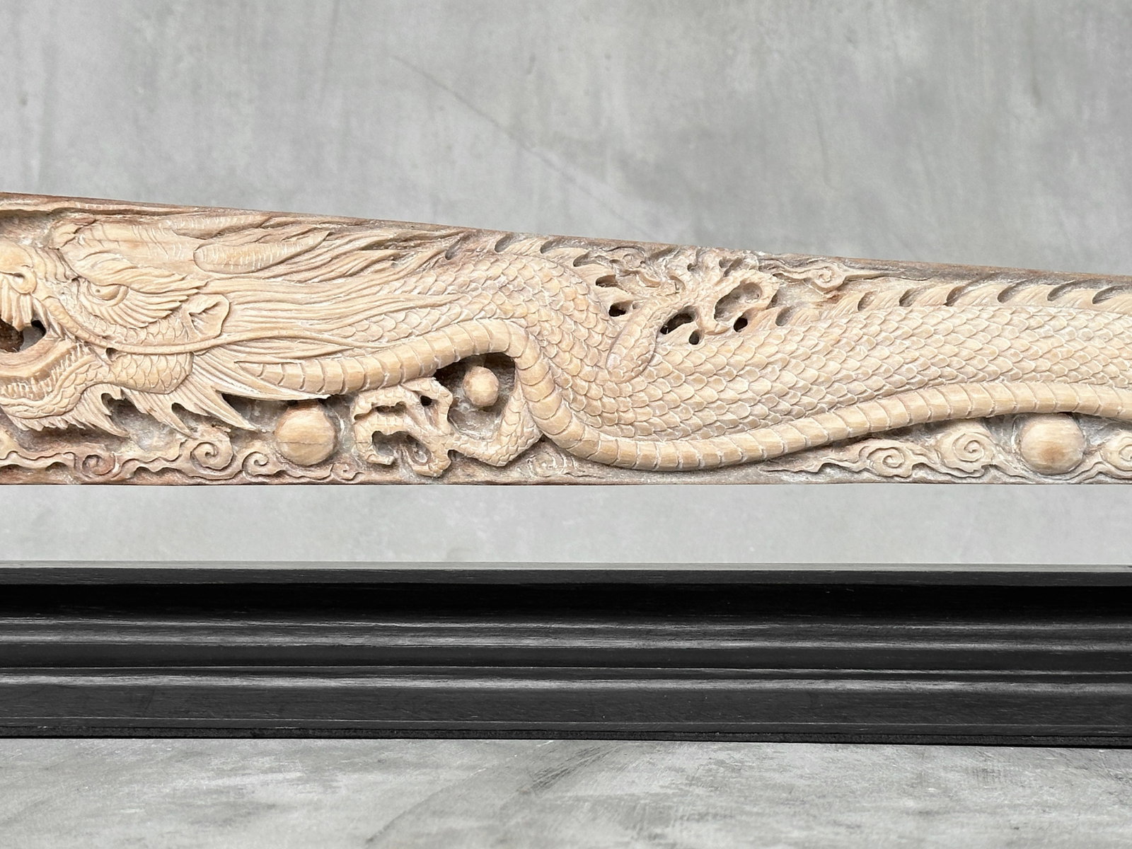 A large carved swordfish rostrum - Tiger dragon carving - 7