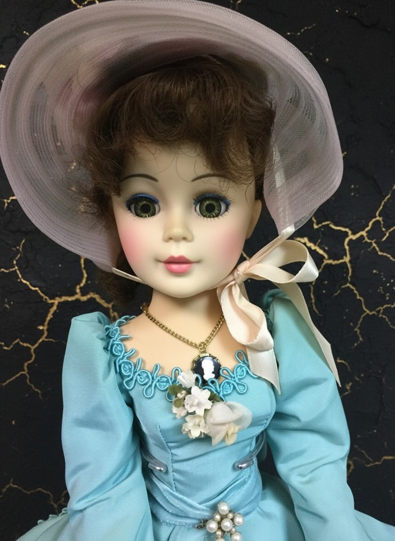 Vintage Collectible Agatha Portrait Doll by Madame Alexander (1 of 7)