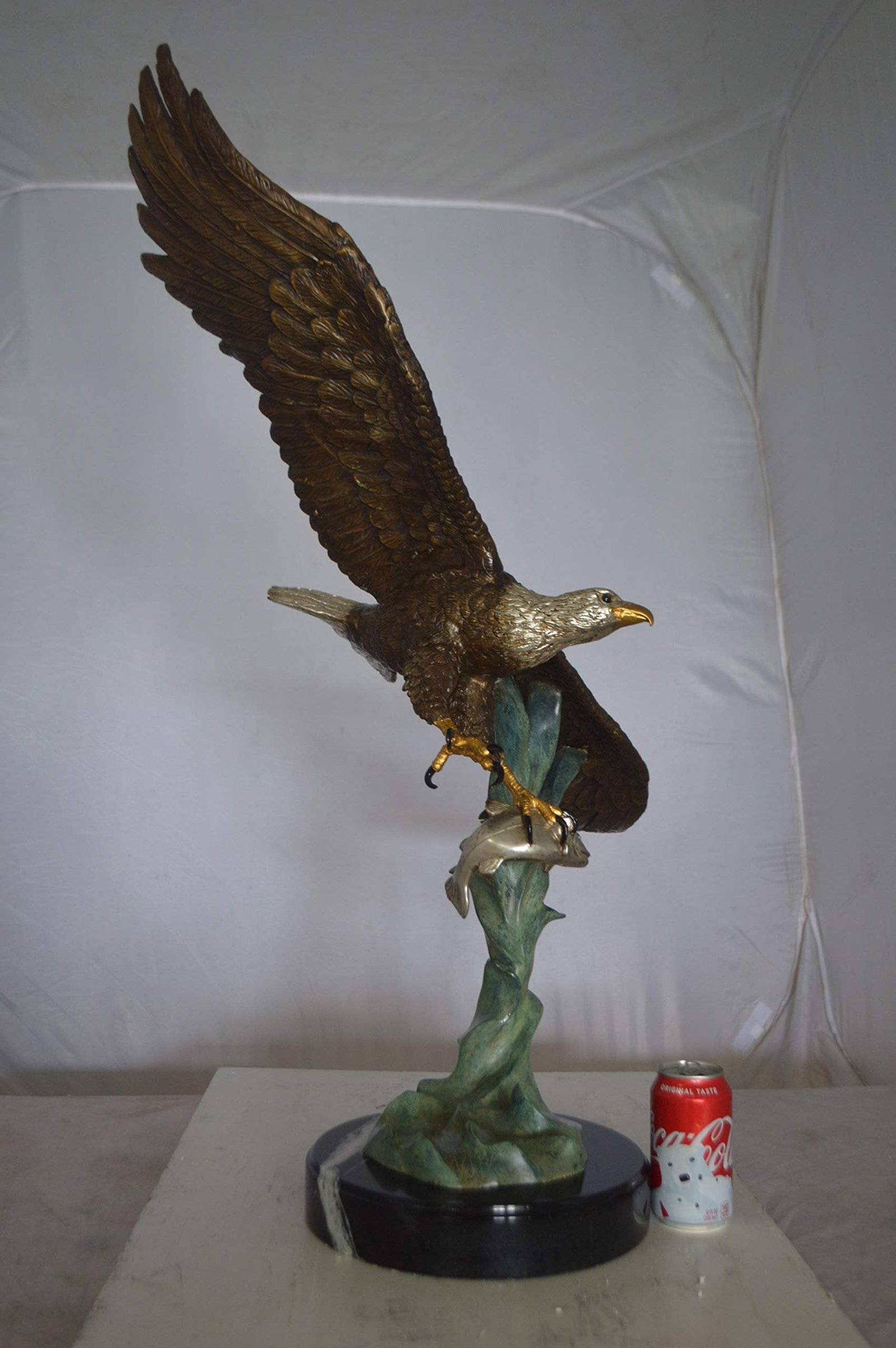 Eagle Flying With His Pray Bronze Statue - Size: 32"L x 15"W x 33"H. - 6