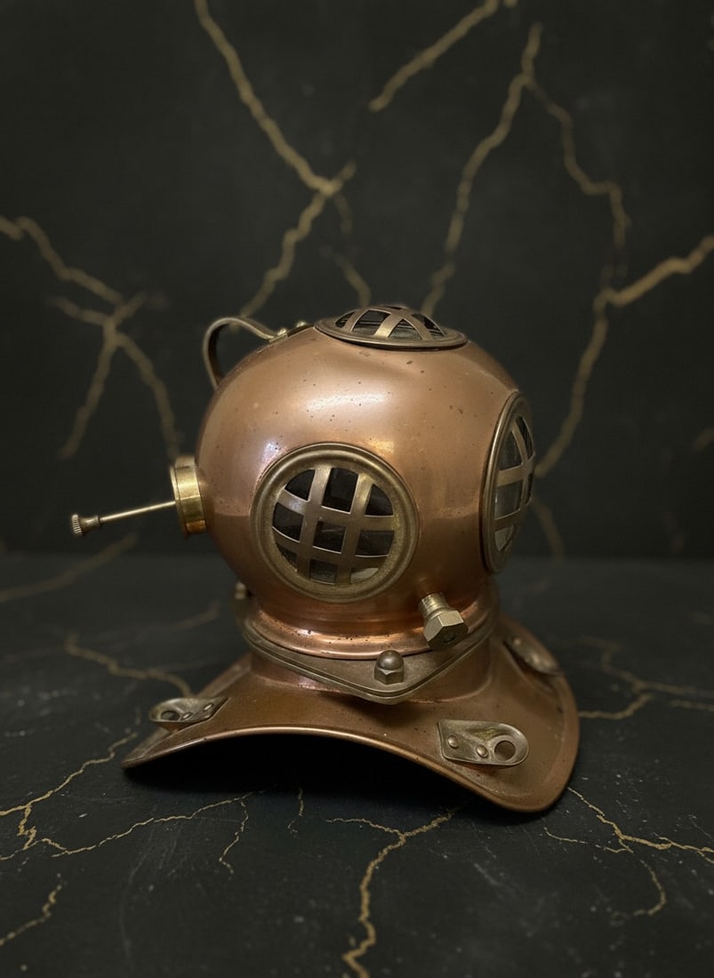 Antique Style Brass and Copper Deep Sea Diving Helmet Mini Desk Ornament - 4