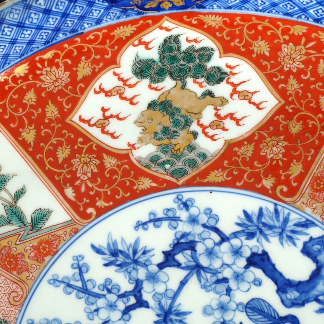 Large 19th C Japanese Imari Charger - 8