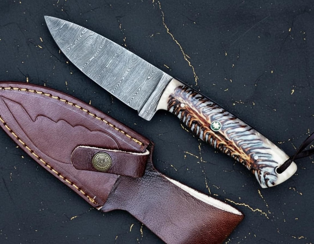 Damascus Steel Hunting Knife with PineCone Handle, Hand Forged Tactical Fixed Blade (1 of 3)