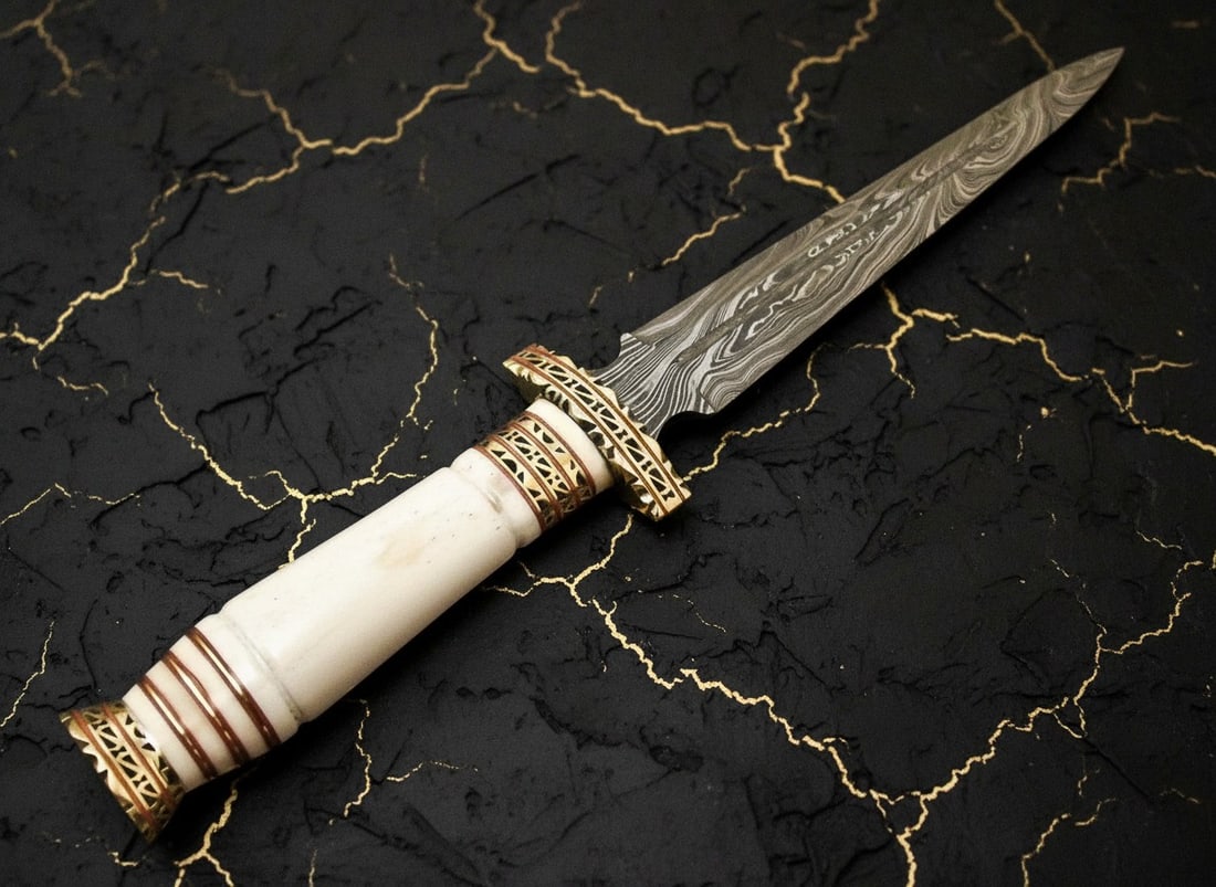 Handcrafted Damascus Steel Hunting Dagger Bone Handle Custom Fixed Blade - 4
