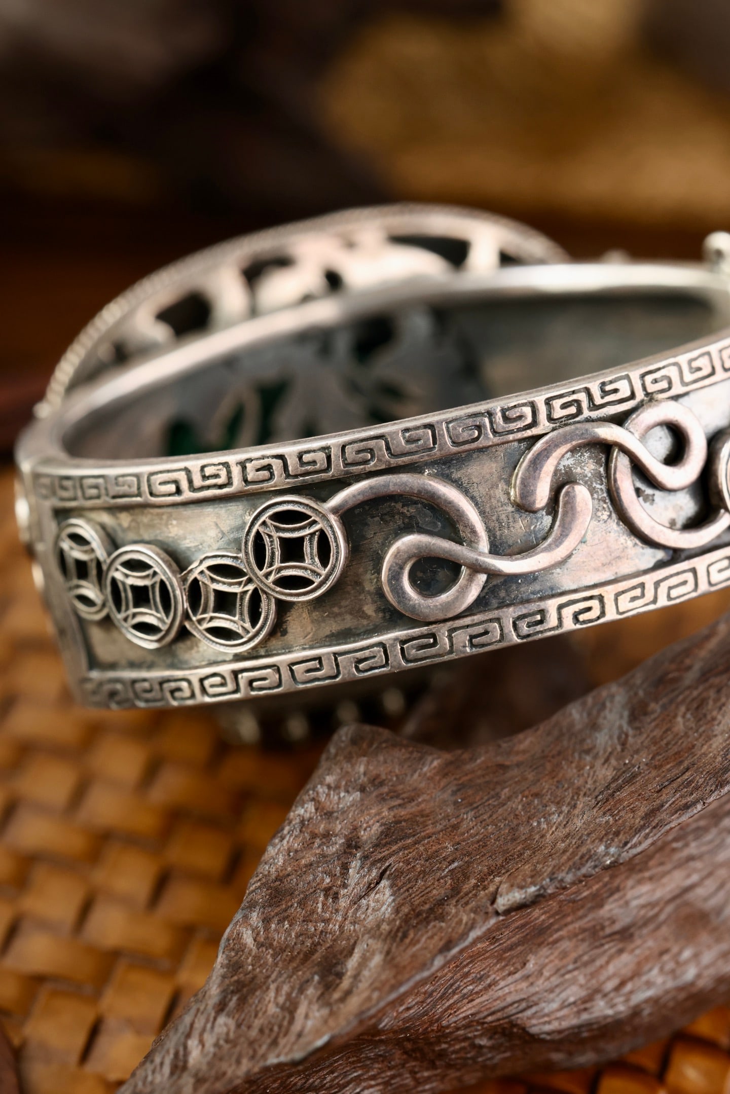 Old Silver Inlay Green Jadeite & Gem Bracelet - 8