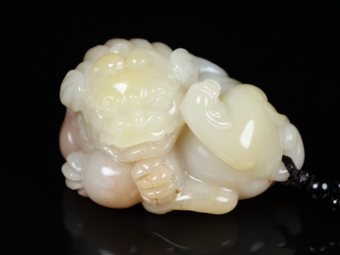 Shoushan Soapstone Hand Carved Lion Pendant - 8