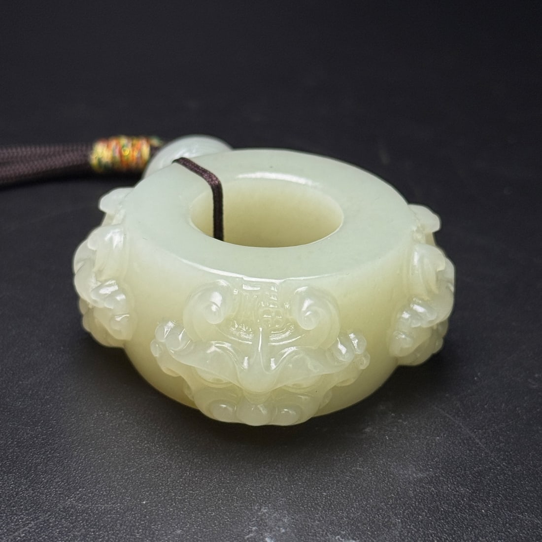Old Hetian Jade Hand Carved Beast Thumb Ring Pendant - 4