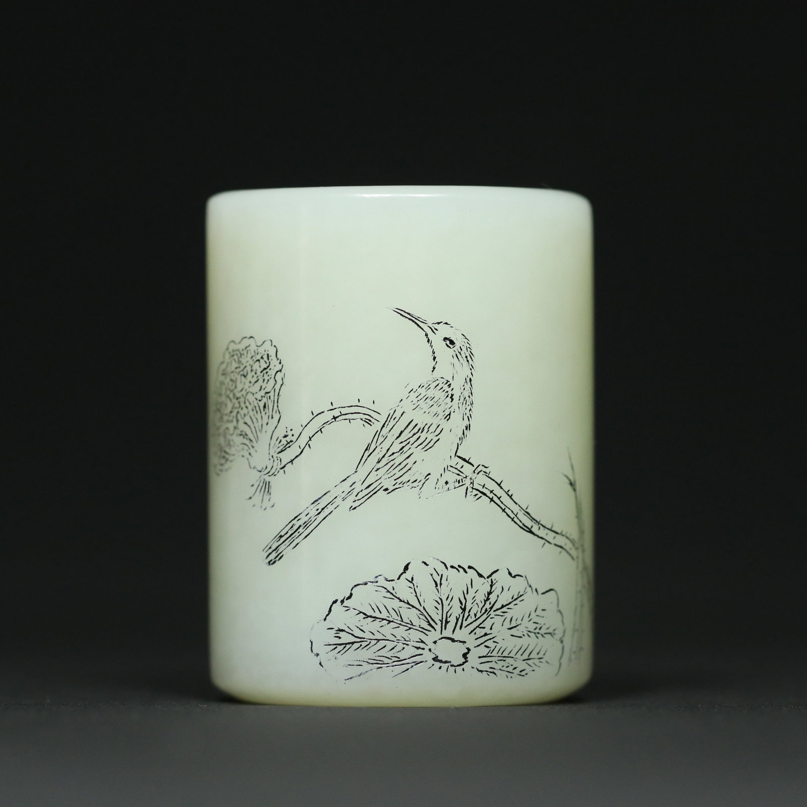 Inside Diameter 22mm Hetian Jade Thumb Ring Flower Bird Poetic Prose: Title: Inside Diameter 22mm Hetian Jade Thumb Ring Flower Bird Poetic Prose Origin: Chinese Date/Period: After1900 Materials: Hetian Jade Dimensions: 22x45x34(mm) 0.87x1.77x1.34(inches) Weight 0.15 lb