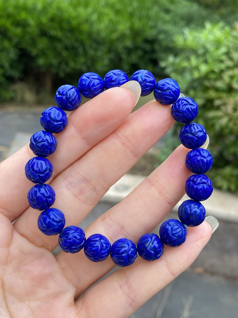 10.5mm Natural Lapis Lazuli Beads Bracelet: Title: 10.5mm Natural Lapis Lazuli Beads Bracelet Origin: Chinese Date/Period: After2020 Materials: Lapis Lazuli Dimensions: 10.5(mm) 0.41(inches) Weight 0.07 lbs/34g Reserve: $259.00 Shipping: