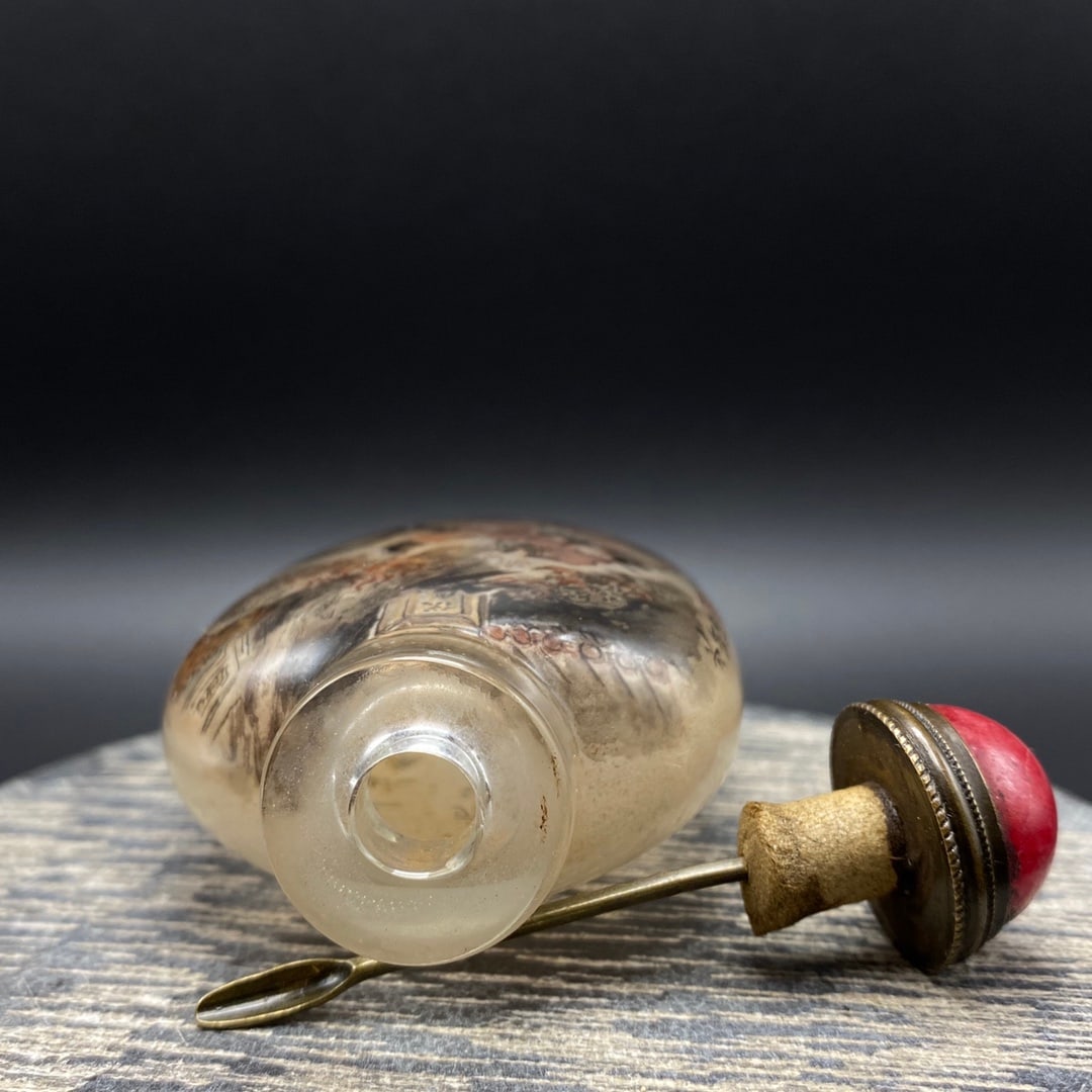 Old Peking Glass Inside Painting Figure Design Snuff Bottle w Stopper - 8