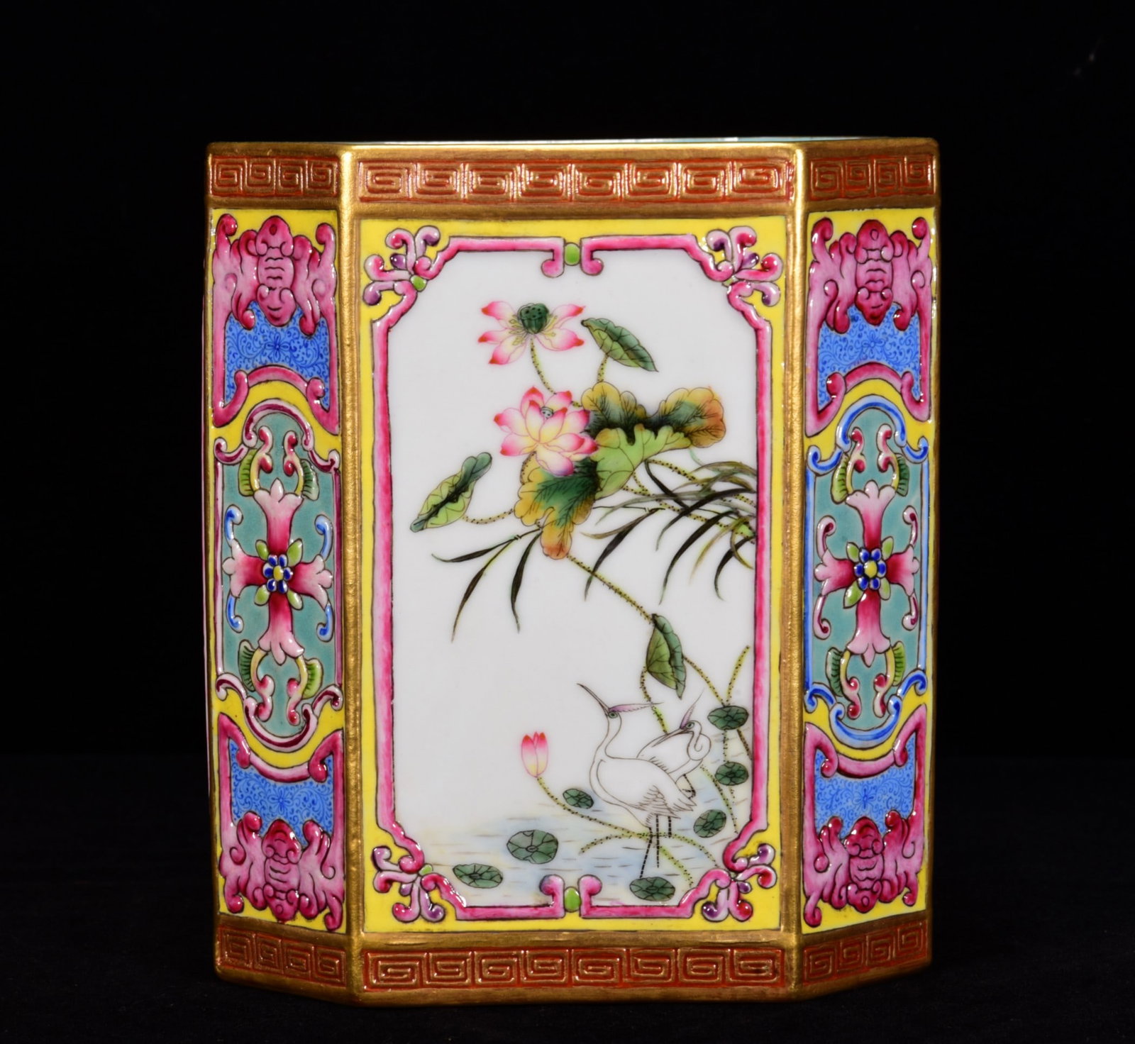 Gilt Gold Famille Rose Flower Bird Design Porcelain Brush Pot - 2