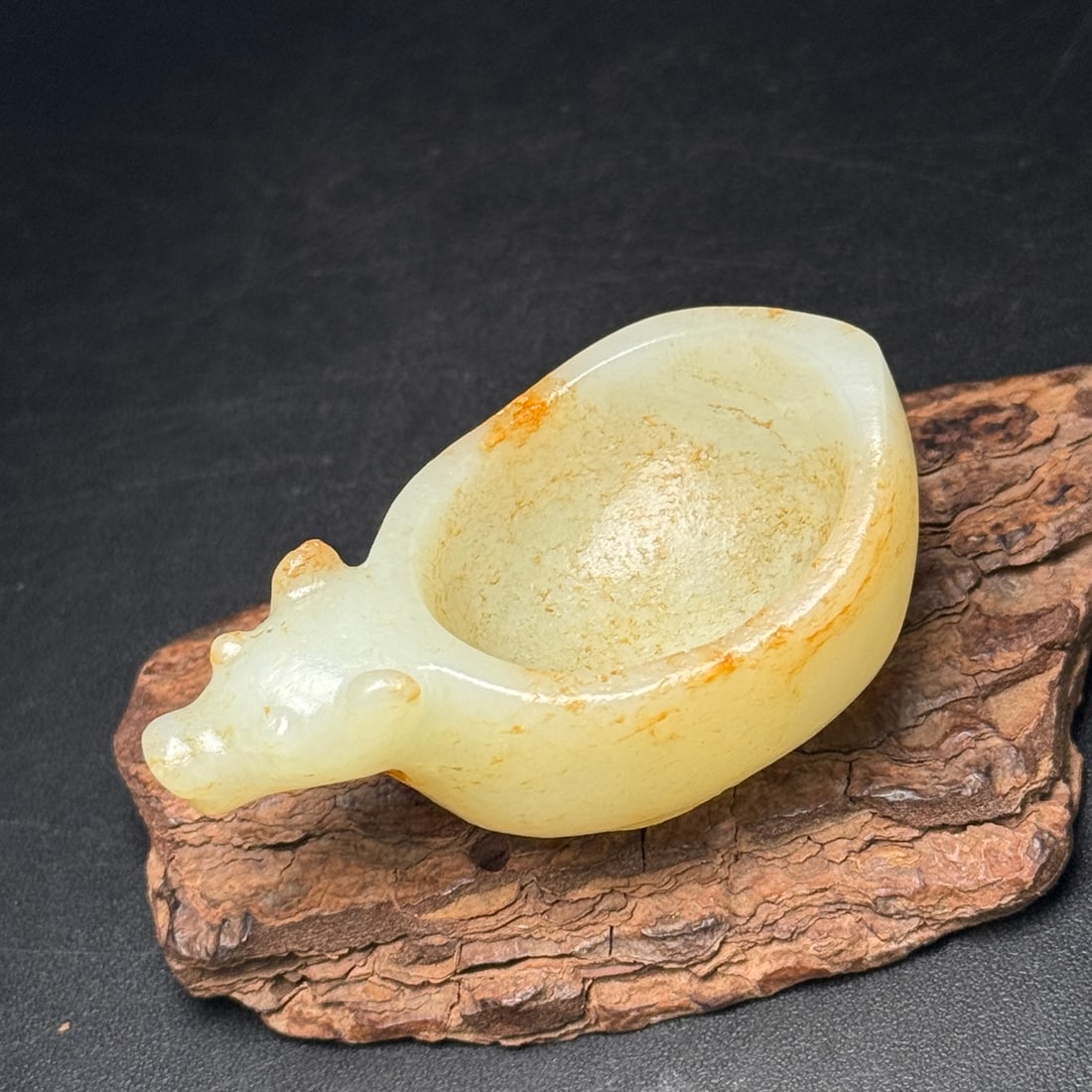 Old Hetian Jade Ox Brush Washer - 3
